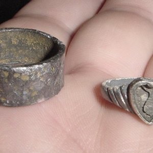 2 SILVER RINGS