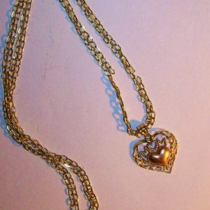 14k chain and heart  - 3 color gold chain and heart yellow rose white 8.2 grams beach find