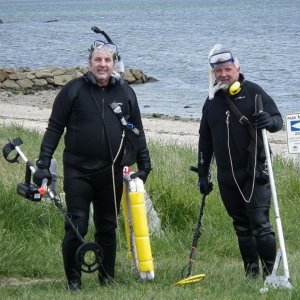 WHYDAH & MYSELF SUITED UP FOR THE COLD WINTER NEW ENGLAND WATERS