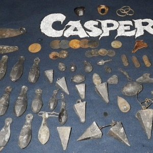 JULY 9TH - WATER HUNT ON CAPE COD 
HOOKED UP WITH WHYDAH FOR LOW TIDE 
CAME OUT WITH AN OLD UNMARKED MANS GOLD RING AND A HUGE CLASS RING - 1970 
(SIL