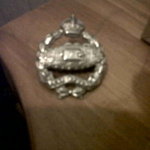 1940+ Tank Corps ww2 cap badge.