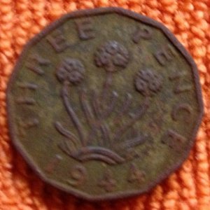 1944 British 3 Pence
Found 02/02/13
Fairview Elementary