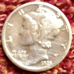 1925 Mercury Dime
Found November 2012
Columbus, Ms.