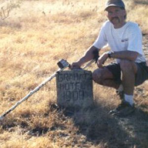 Marker for a hotel in a Texas ghost town