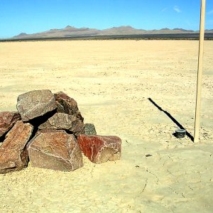 Dry lake bed meteorite hunt