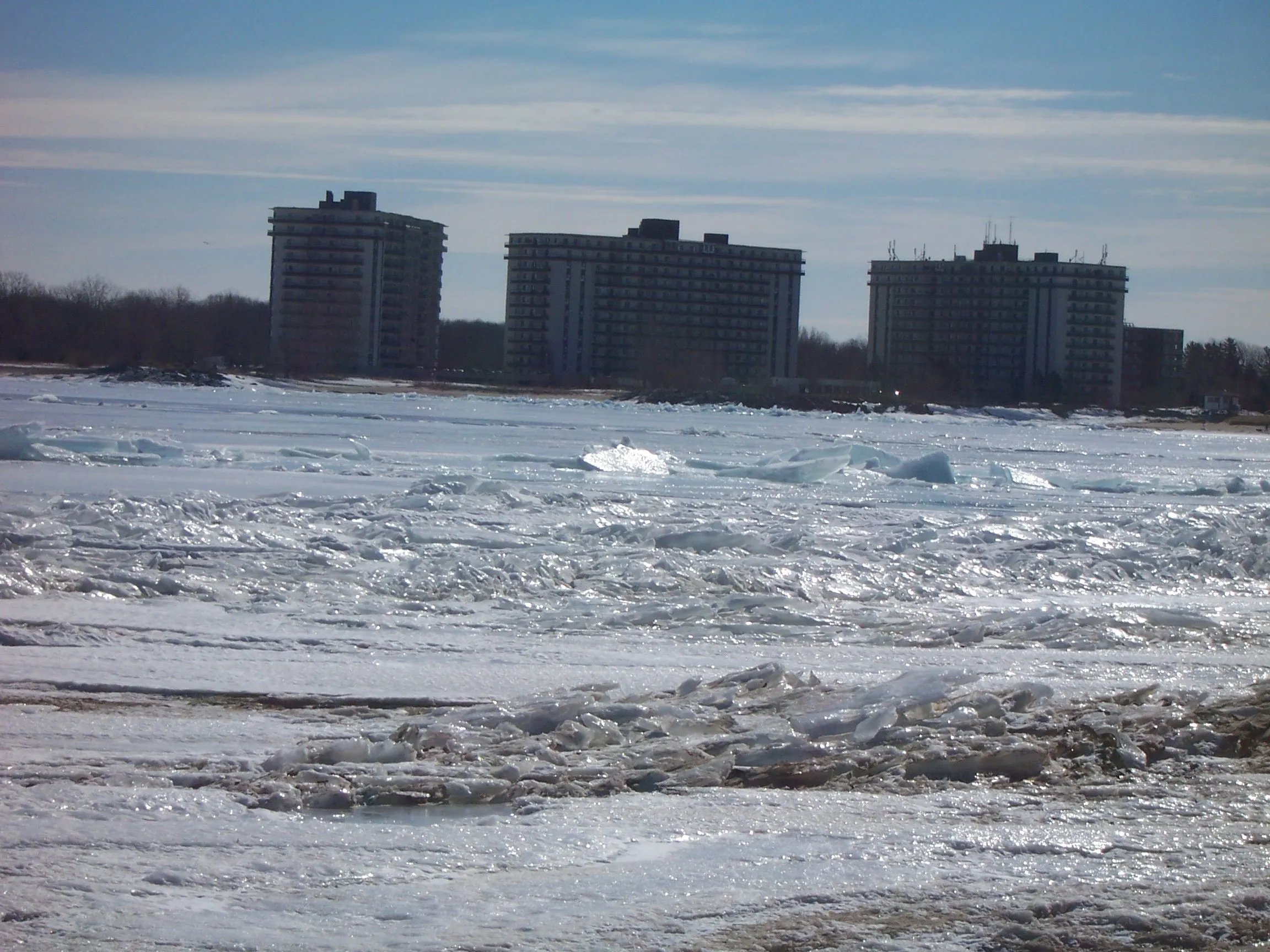 101 7116 Sarnia, Canada, across the St. Clair River