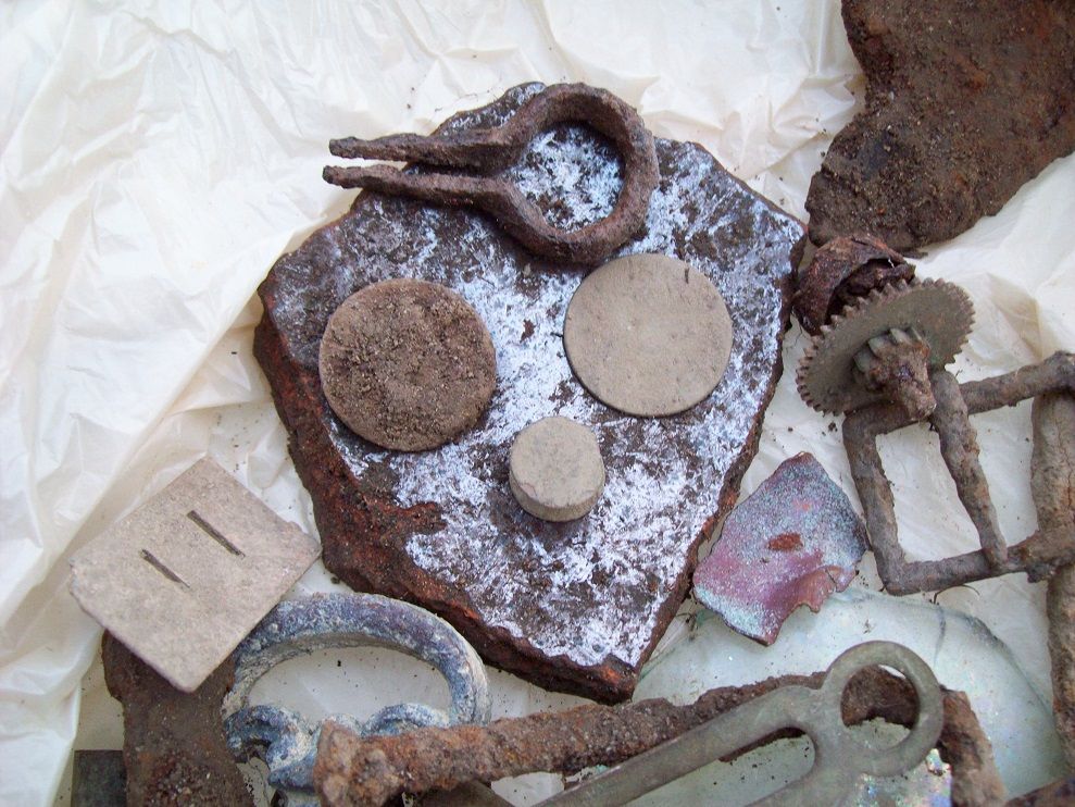 13 2 jaw harp ,  recovered at an early 18 th century site