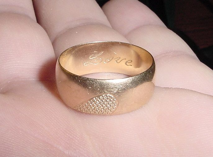 14K GOLD WEDDING BAND