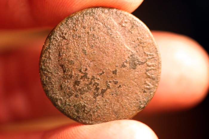 1694 William & Mary Copper - Pretty smooth, but 'Et Maria' and copper composition shows that this is the coin.
 My Earliest Coin Find!
See a nicer ver