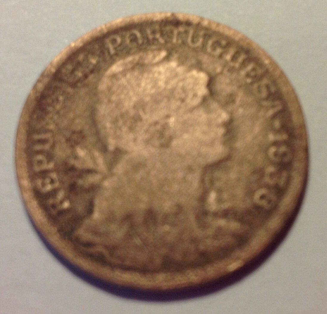 1938 Portugese 50 Centavos
Found 04/09/15
Columbus, Ms.