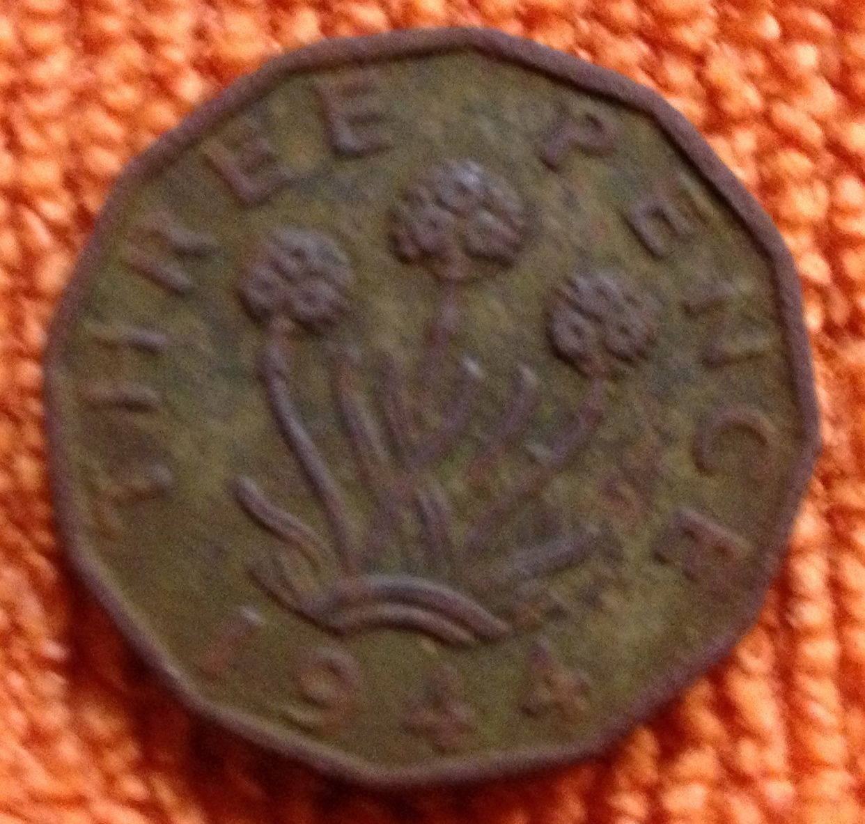 1944 British 3 Pence
Found 02/02/13
Fairview Elementary