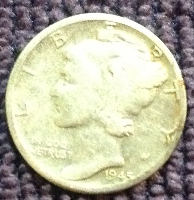 1945 Mercury Dime
Found 04/22/13
Columbus, Ms.