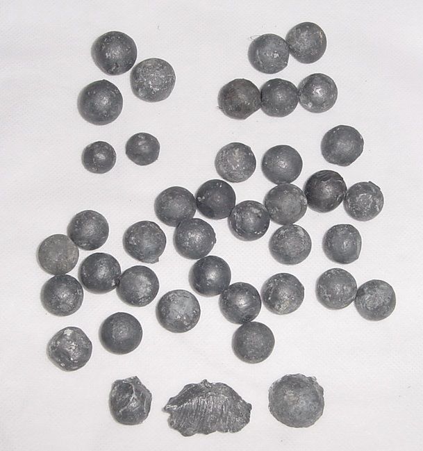 40 MUSKETBALLS FOUND ON MEMORIAL DAY - IN WATERS OFF OF A REVWAR FORT