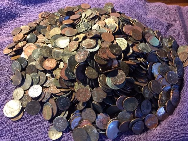 bent/corroded coins
Found metal detecting
2012-2018