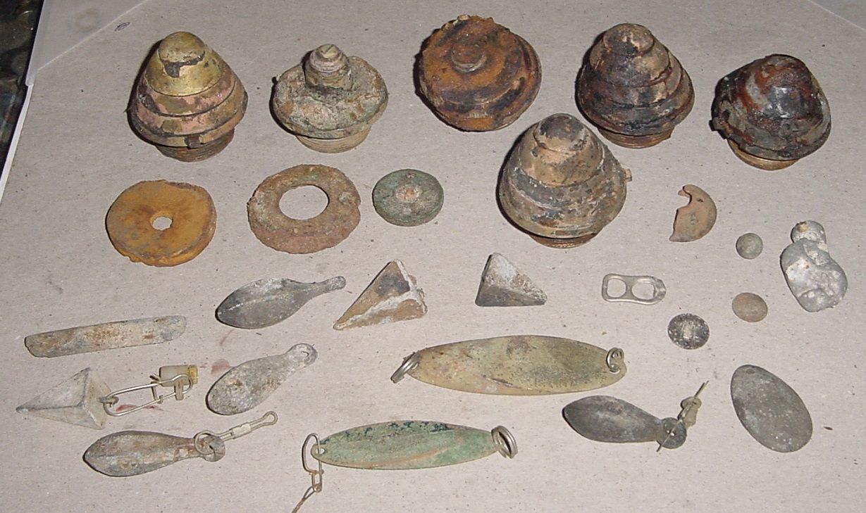 CAPE -WARHEADS FROM ARTILLERY SHELLS