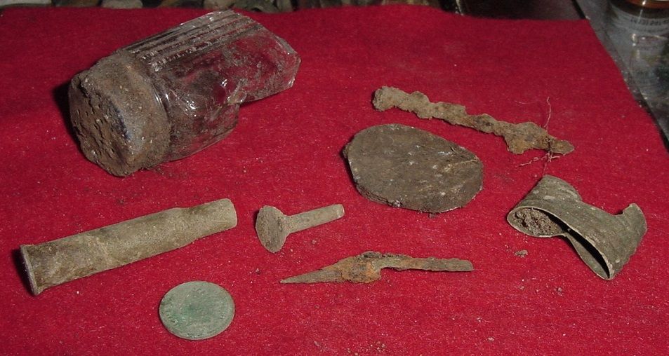 FINDS FROM A WW I TRAING CAMP