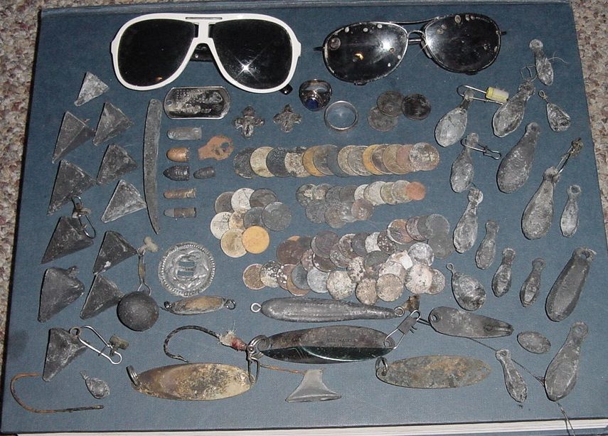 FINDS FROM AUG.6-7 BEACH HUNTS ON CAPE COD