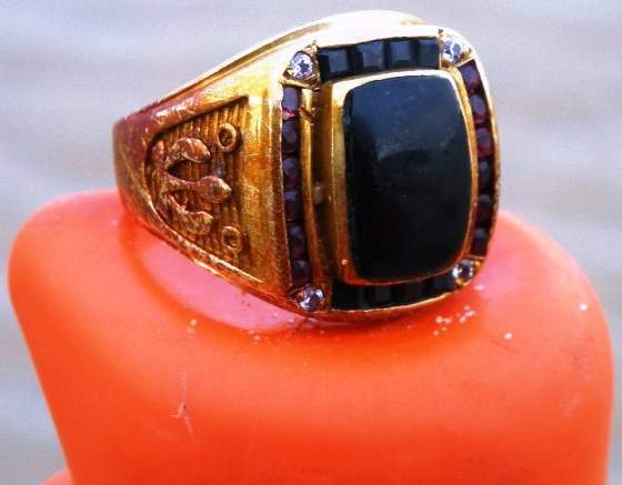 gangsta ring!