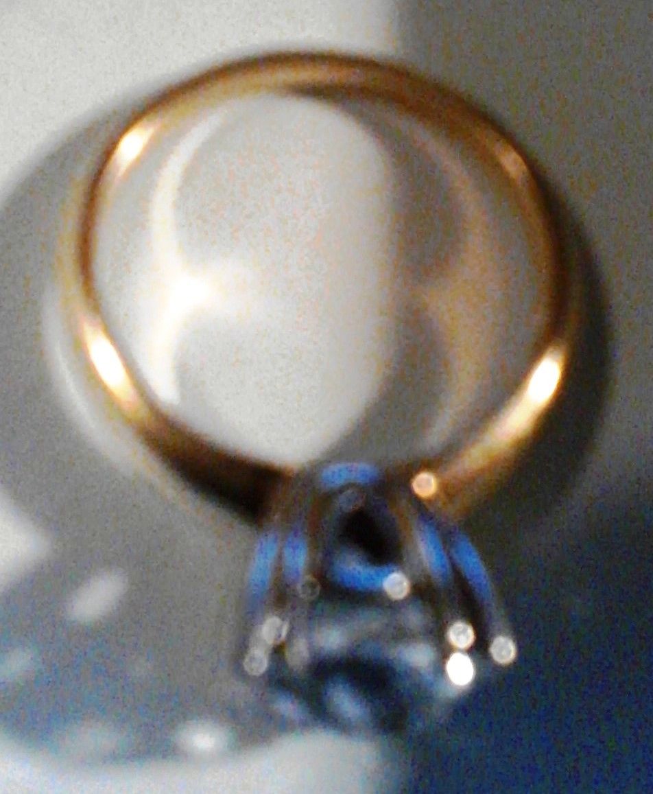 GOLD RING