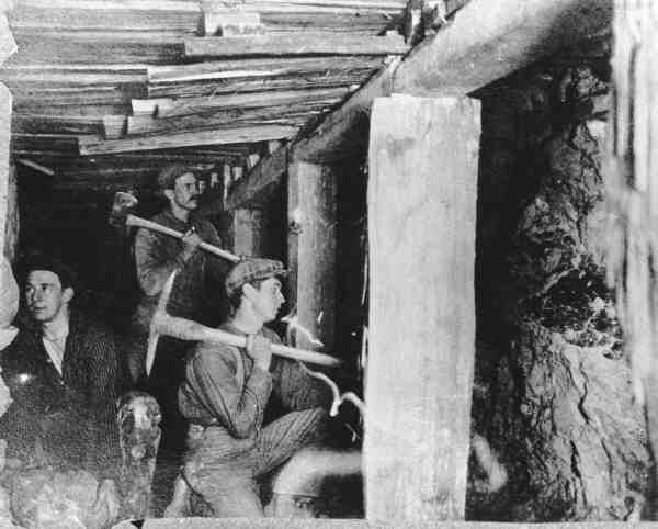 Hidden treasure Mine Breasting 1905