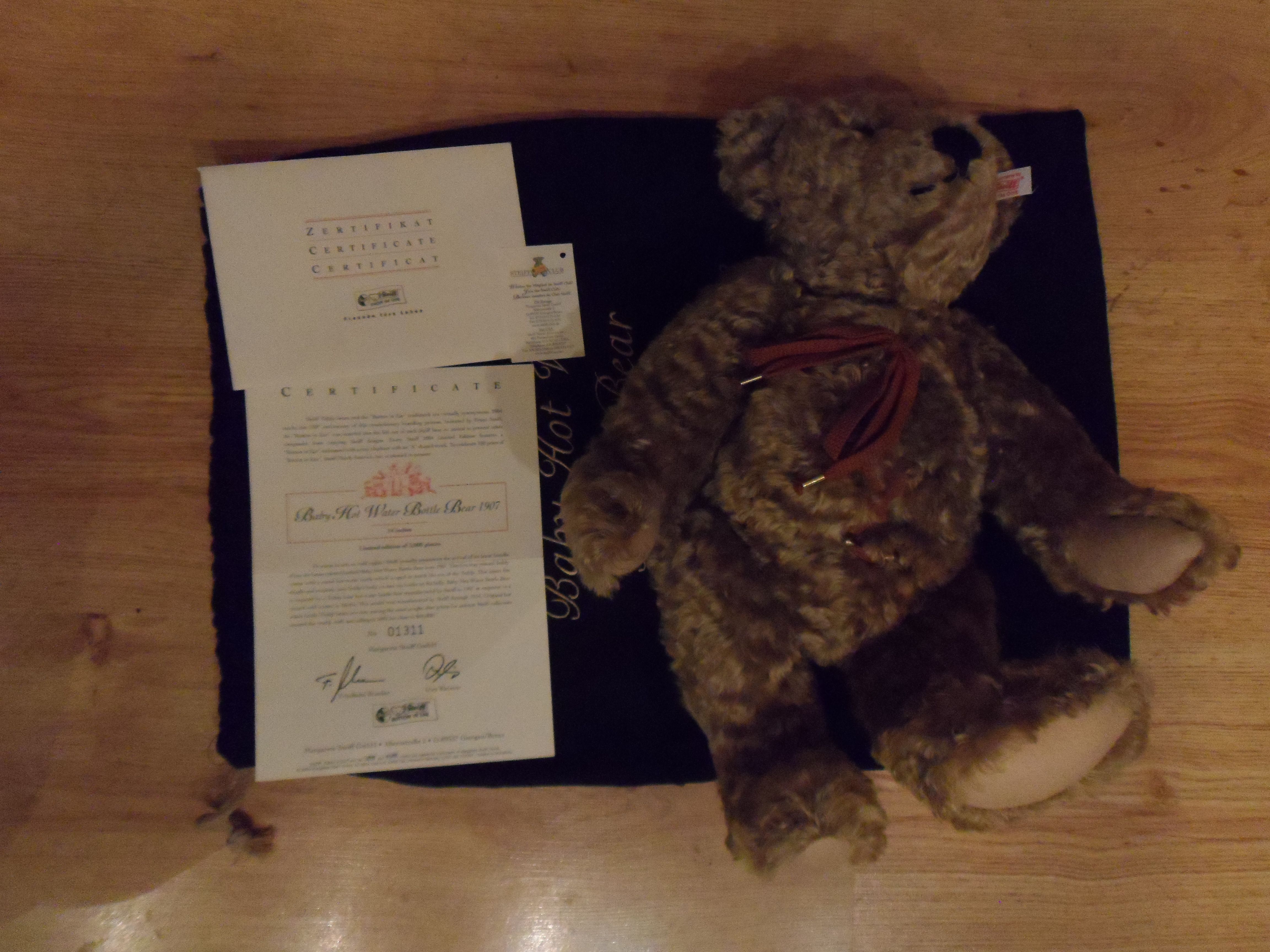 Hot Bottle Bear replica Steiff