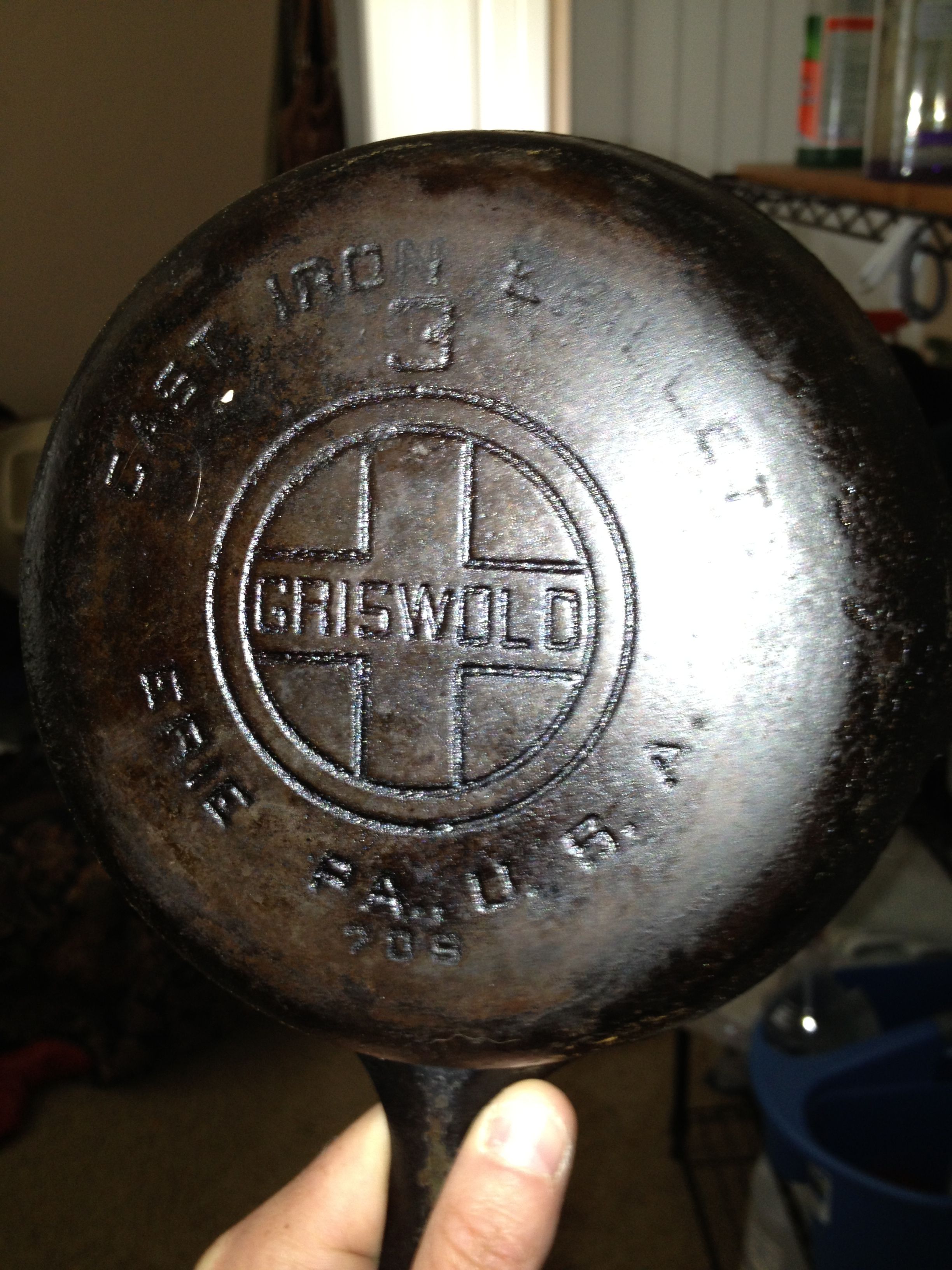 Junk sale, $5.00 for set of 3  
including this nice Griswold #3