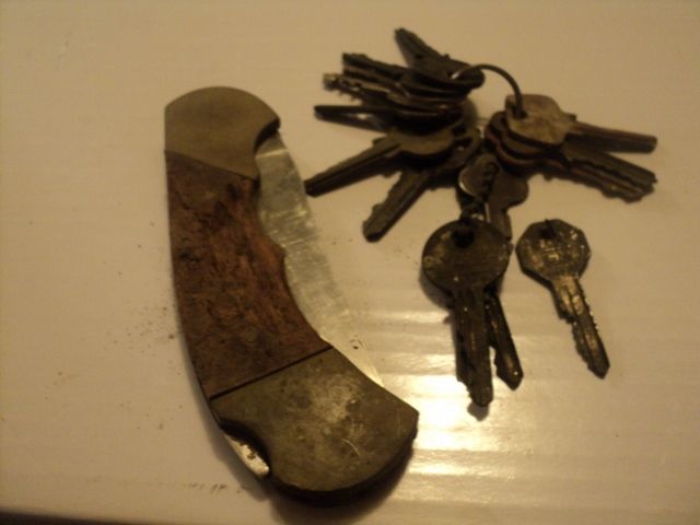 keys found in 2010-2009 and a big knife from 2010