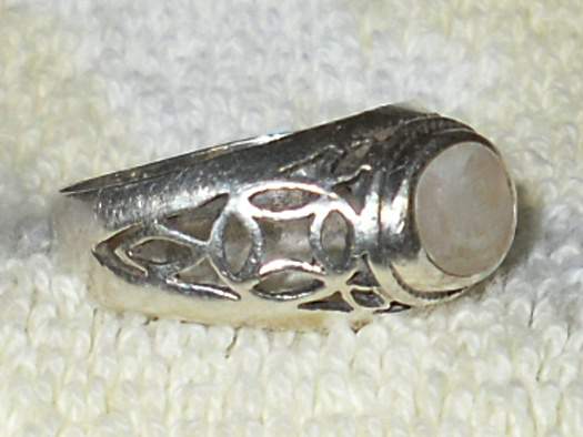 'Moonstone' Sterling Ring - Found in park Pickering ON.