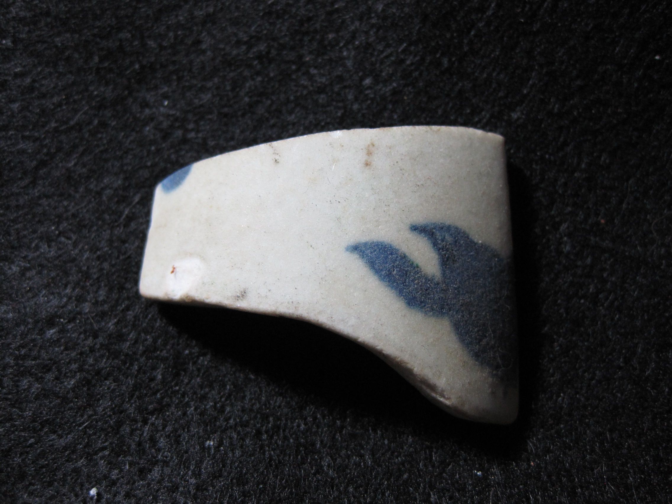 My very first piece...of Blue/White K'ang Hsi porcelain.