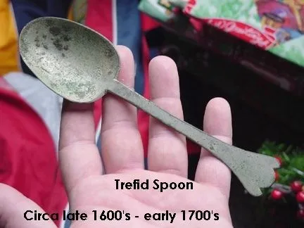 NICE COMPLETE TREFID SPOON - RARE TO FIND ONE INTACT - I HAVE FOUND MANY HANDLES AND BOWLS - THIS IS MY FIRST COMPLETE ONE