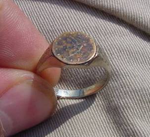 OLD GOLD COIN RING - SALTWATER (CT)