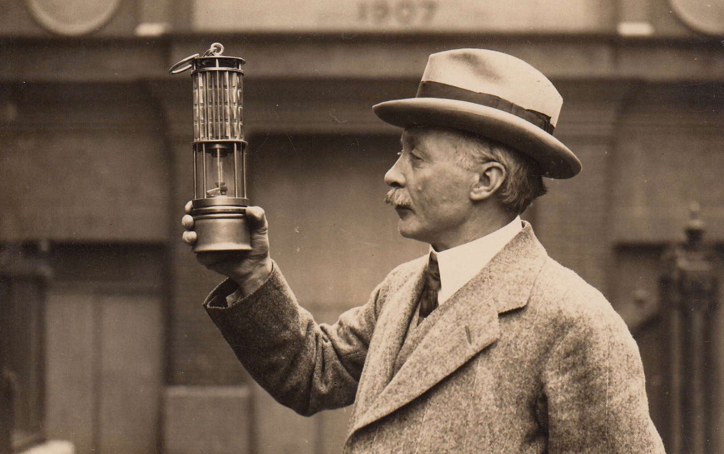 William Maurice 1930s with his Wolf Safety lamp.