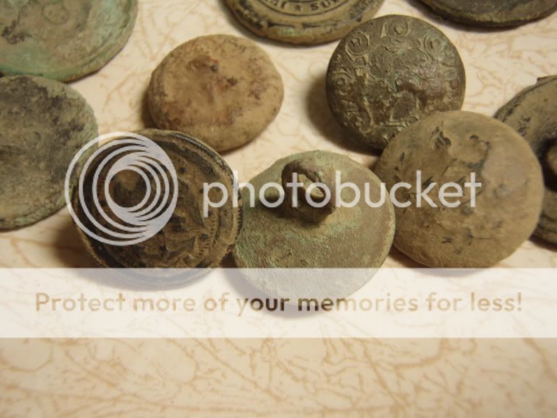 buttons32810.jpg