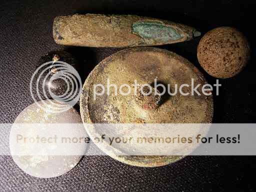 26Oct08relics.jpg